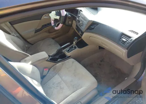 2012 Honda Civic Lx z USA, uszkodzony, nr VIN 2HGFB2F52CH587757